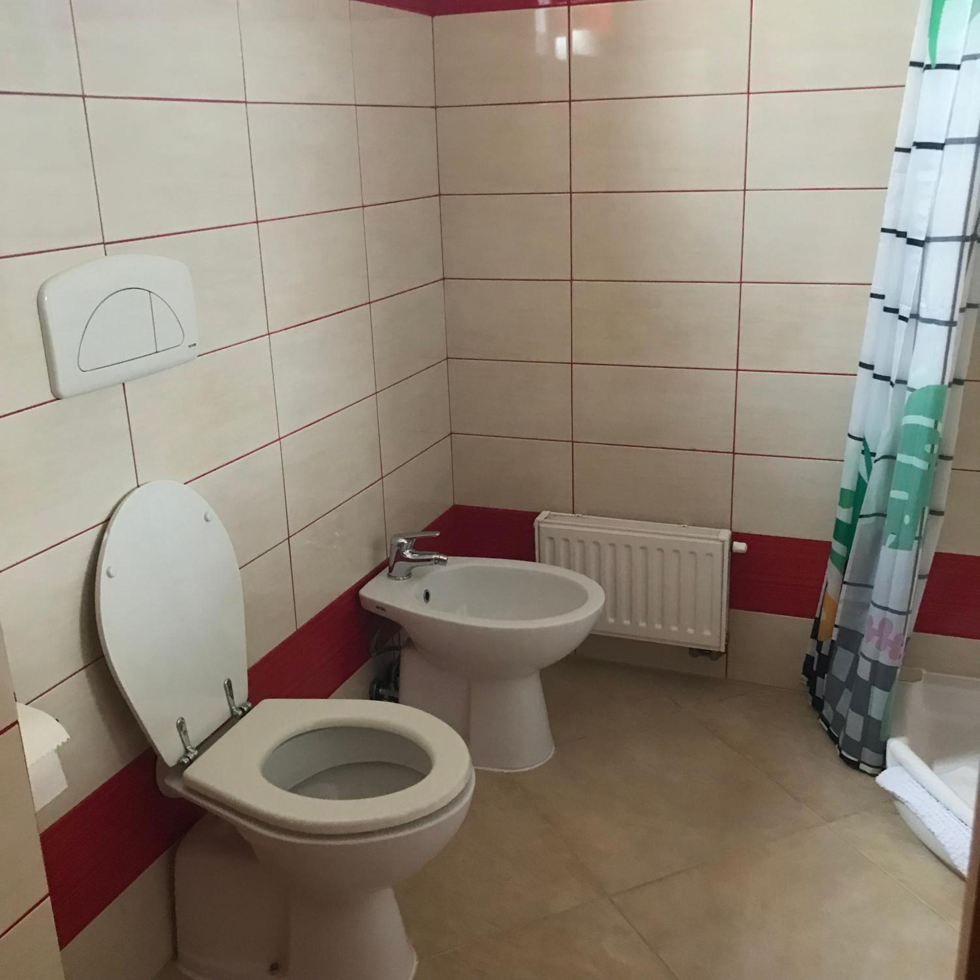 Noclegi Viva Mszczonów Exteriör bild